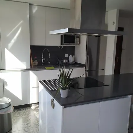 Travesia De Vistas Apartment